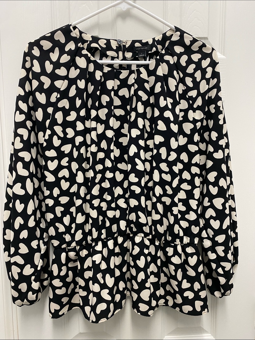 Ann Taylor Black and Cream Heart-Print Peplum Blouse